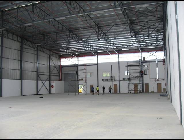 1,525M² FACTORY TO LET IN NDABENI